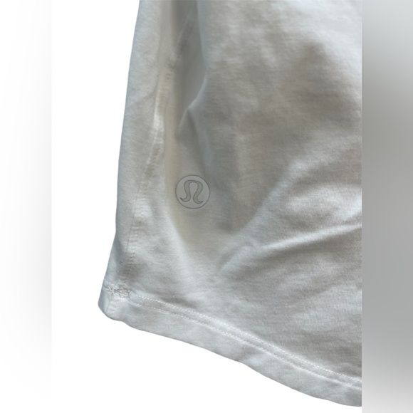 Lululemon Team Canada t-shirt - Picture 4 of 6